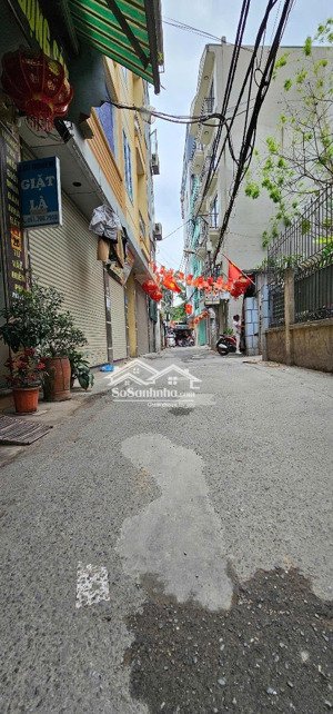 bán nhà phố phú đô lê quang đạo nam từ liêm diện tích 75 m2 x 4 tầng , mt 7.8m , oto tải đỗ cửa