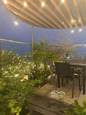 cần bán căn pen how new skyline văn quán 290m2, duplex, 6 ngủ, để lại full nội thất. 