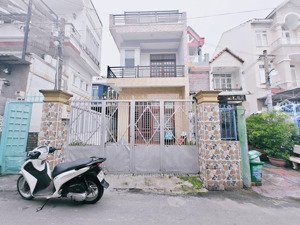 nhà 3 tầng lê văn việt, hiệp phú 117m ngang 5.3m - 5pn - ô tô ngủ trong nhà