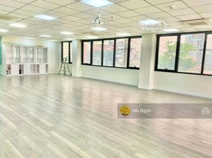 văn phòng đường phổ quang, phú nhuận. diện tích 150m2- 300m2 cần cho thuê gấp!!!