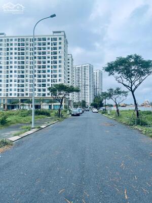 Bán lô FPT đường 30m gần sông ra biển 500m sát tòa khách sạn FPT dể kinh doanh