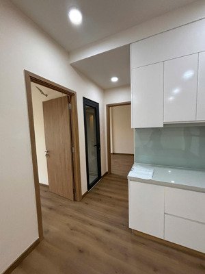 chính chủ chuyển nhượng căn hộ 2pn gần pmh quận 7 giá chỉ 58tr/m2