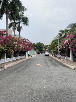 chỉ 24.5 tỷ, nhà p. thảo điền, gần với nguyễn văn hưởng, quốc hương, dt(8x21.6m). ctxd: hầm 4 tầng