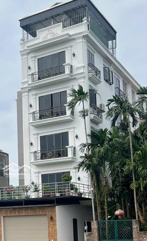 nhà liên mạc mới tinh 33m² 6 tầng có thang máy ô tô đỗ cổng giá 6 tỷ