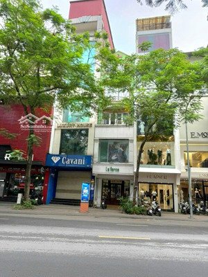 bán nhà thái hà mặt phố 133m, 6 tầng thang máy 2 thoáng trước sau, mặt phố vip đống đa. bán 105 tỷ