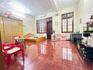 PL Hoàng Cầu 74m2 MT6,3m 4 tầng nhỉnh 40 tỷ. LH Khánh 0972858666.