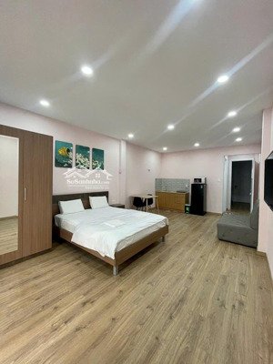 cho thuê nhà hẻm xe hơi phó đức chính, p. bến thành. 4m x 20m, 3 lầu, 4pn