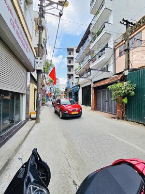 bán gấp 118m - 19,9tỷ xuân đỉnh tặng nhà 3 tầng - ô tô lùi cửa vào nhà - phù hợp xây ccmn chdv