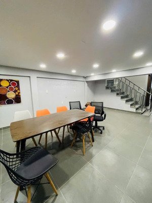 q7 : mặt tiền lý phục man vị trí kim cương kinh doanh siêu đỉnh diện tích khủng 116m 3 tầng kiê