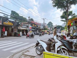 bán nhà sẵn dòng tiền 800tr/năm, ngay ngã tư thủ đức và đại học spkt