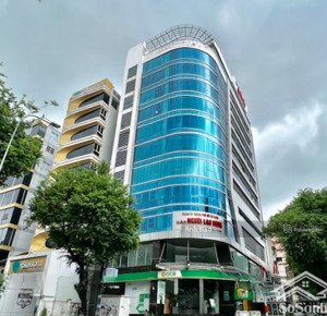 nguyên căn nhà mt an dương vương gần ngã tư lê hồng phong quận 5