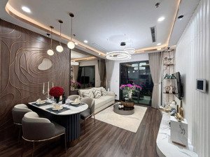 còn sót lại căn góc 2 ngủ 2 vs duy nhất -view 3 mặt cực thông thoáng - tòa rose hoàng huy commerce!