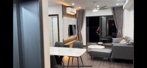 chính chủ cho thuê chung cư intracom nhật tân căn góc 76m2, 2pn view thoáng, full đồ về ở luôn