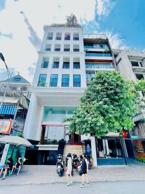 bán nhà mặt phố đoàn thị điểm tòa vp 9 tầng vip 177m vị trí vàng, doanh thu khủng. hơn 100 tỷ