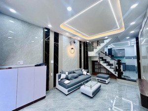 hxh khu hiếm nhà bán chỉ 4,26 tỷ 2 tầng full nội thất thống nhất, p.16, gò vấp