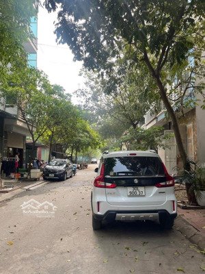 chỉ duy nhất, bán nhà phân lô vỉa hè dương nội, hà đông, 50m2 5 tầng, gần công viên, giá đầu tư