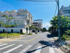 cần tiền bán gấp 100m2 khu vực cao ráo giá 3,35 tỷ rẻ nhất khu vực liên chiểu- phù hợp ở-đầu tư giá