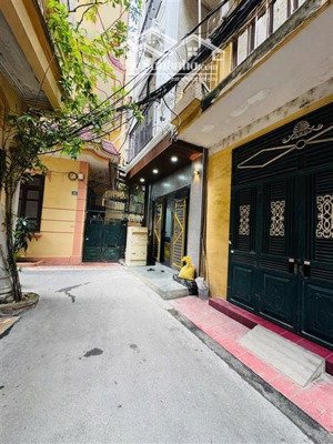 bán nhà thái hà - nhà dân - phân lô oto tránh - 40m,5 tầng - nhỉnh 12 tỉ - k có căn thứ 2