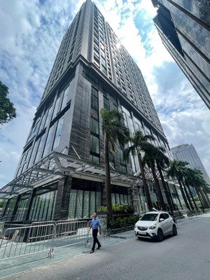 chính chủ bán căn hộ 3pn căn góc siêu đẹp view thoáng vĩnh viễn capital elite 18 phạm hùng