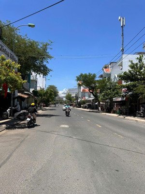 nhà mặt tiền kinh doanh phước long nha trang dt 143m2 ngang 6m cách 1,5km