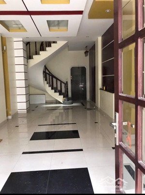 cần bán gấp nhà 4 tầng 4x15m, giá chỉ 11.7 tỷ, mặt tiền đường số chợ tân mỹ, quận 7
