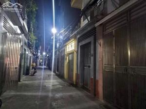 Còn phòng tại tầng 2 và 3 cần cho bạn nam thuê, Dt 30m2, ngõ 673 Ngọc Hồi.huyện Thanh Trì, Hà Nội