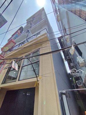 toà căn hộ dịch vụ 16p, gần times city, giá chỉ nhỉnh 200 triệu/m2 