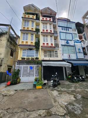 cực hot ! phú nhuận - nhà 5 tầng - hẻm xe hơi 10m - kinh doanh và an cư đẳng cấp!