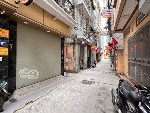 5 tầng tuyệt đẹp - tặng nội thất - mặt ngõ oto - kinh doanh - sát phố tam trinh đang mở rộng