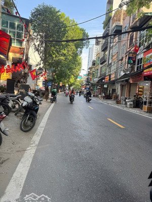 bán gấp nhà mặt phố la thành, 59 tỷ, 90m2, thuận tiện kinh doanh