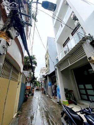 8,5 TỶ - CN: 79M2 ( 3,5 x 22M ) - 3 TẦNG LẦU - DƯƠNG QUẢNG HÀM - P5 - GÒ VẤP - XE HƠI 4M THÔNG