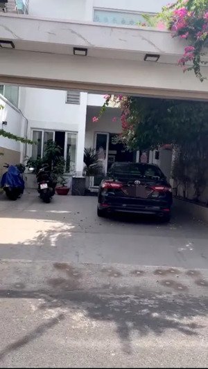 bán biệt thự bàu cát 2 191m² - 3 tầng - 40 tỷ - bán gấp trong tháng