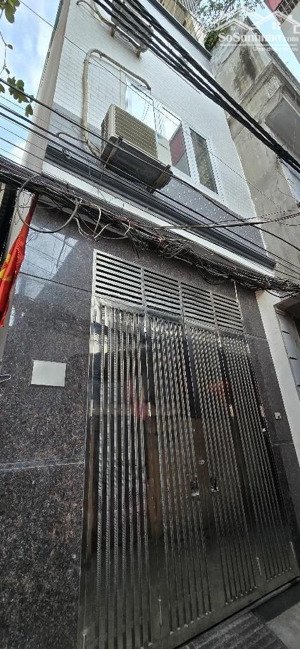 nhà dân xây 45m giá 8.6 tỷ - gần phố- sát trường mỏ địa chất-ngõ thông- thoáng trước sau