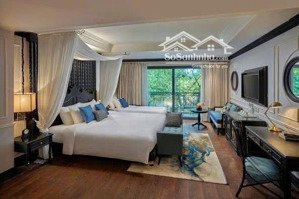 bán căn nhà mặt phố huế diện tích 180m2 x 2 tầng , mặt tiền 10m , giá 165 tỷ