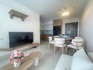 cho thuê căn 2pn2wc vtcp - 76m2 - tầng cao siêu đẹp - full nt - 13tr