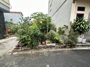 bán đất đa tốn, gia lâm 45m, mặt tiền 4m. giá 3.35 tỷ. nhỏ tiền, đầu tư, ở đẹp.