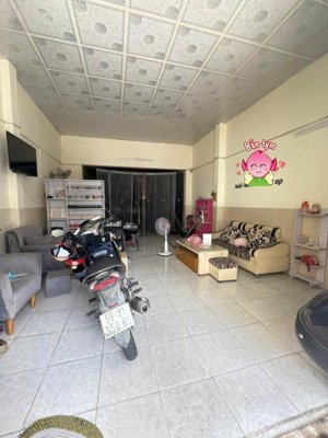 bán nhà cấp 4 mặt tiền thụt đường man thiện, tp. thủ đức xe tải 8m, dt 127.5m2 giá chỉ 6.9 tỷ