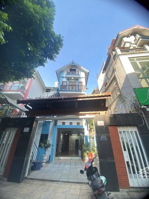 cho thuê nhà kđt mễ trì hạ dt 170m, 4 tầng, mt 9m, chia 2p/tầng, vệ sinh giữa.điều hòa nóng lạnh