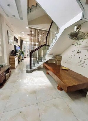 bán nhà mt phó đức chính, bình thạnh, dt 3.9x16, nhà 4 tầng, giáp quận 1, chợ bà chiểu, giá 14.5 tỷ