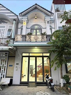 bán nhà 1 trệt 1 lầu sổ hồng riêng, diện tích 100m2 kế bên aeon tạ quang bửu, q8