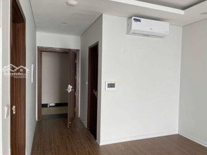 chính chủ cần bán gấp căn chung cư 2 ngủ tại bình minh. 