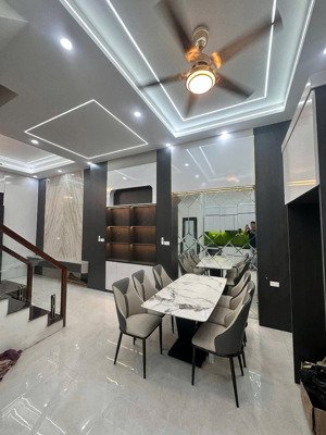 bán nhà vĩnh phúc ba đình, đối diện trường tiểu học hoàng hoa thám, ngõ thông, 50m2, 10.6 tỷ!