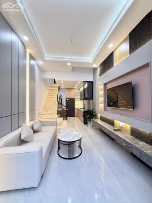 Nhà MÊ,Mới,TC 100%, 3.6*13,6m,hẻm Rộng Đinh Công Tráng,Ngay TRung Tâm