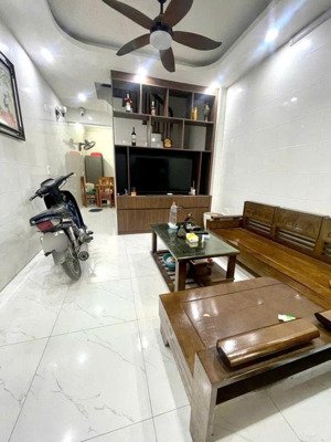 nhà đẹp kiến hưng hà đông chỉ 5t2 ngay chợ hà đông hà đông, hà cầu thiết kế tầng 2 phòng rất đẹp