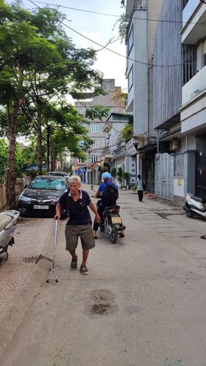 hàng lướt!!! fo nhà cầu diễn 33m2 3 tầng giá hơn 6 tỷ - sổ đỏ cc - cách 20m ô tô để ngày đêm