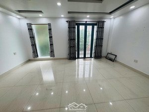 cho thuê nhà nguyên căn khu trung sơn: 6x20m, trệt, lửng, 3 lầu, nhà mới, nt cơ bản. 32 triệu/tháng
