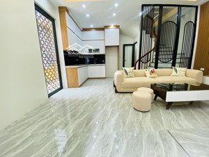 nhà lô góc nhỏ xinh cạnh đh hà nội-phân lô cán bộ-ô tô dừng cửa