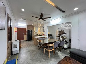 chính chủ bán cc sư vạn hạnh, 65m2, 3,2 tỷ bancong rộng quận 10, tp.hcm.