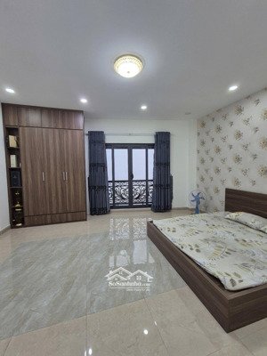 bán căn góc 2 mặt hẻm, ngay chợ hoàng hoa thám, nhà 4 tầng có sân thượng, ngang 5,5m đẹp cực kỳ