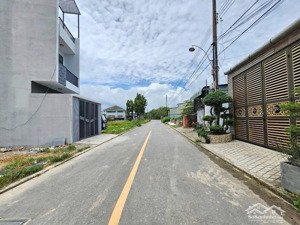 bán gấp chỉ "2,9 tỷ" 200m2 đất mặt tiền đường nhựa - tân bình - dĩ an, bình dương